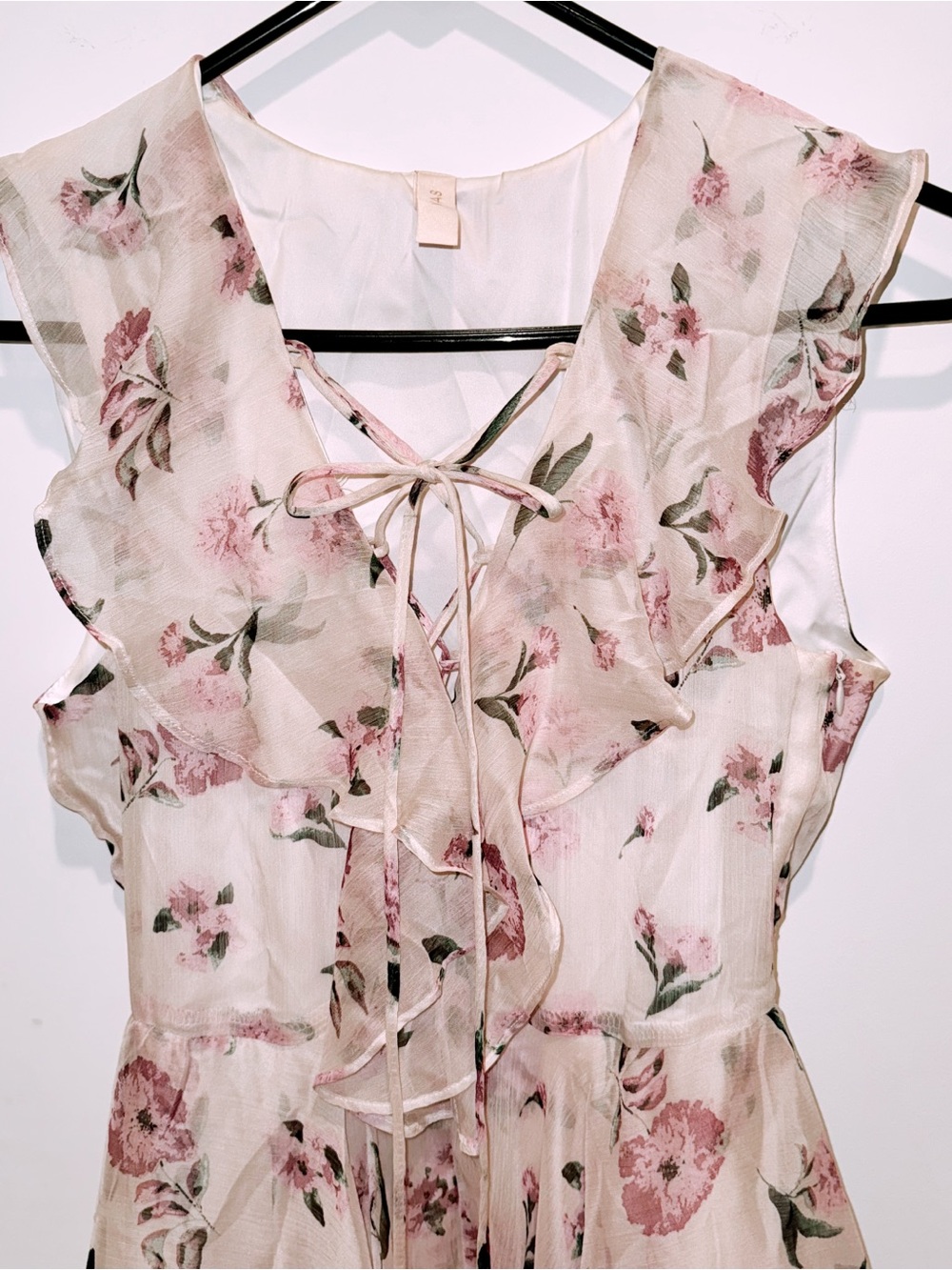 Y.A.S high-low asymmetrical pink floral maxi dress - Picture 8 of 15